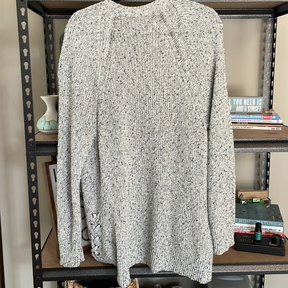 American Eagle LG Cardigan - Picture 2 of 4